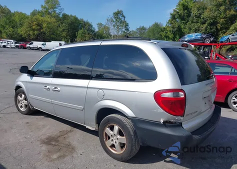 2005 Dodge Grand Caravan Sxt z USA, uszkodzony, nr VIN 2D4GP44L85R411331